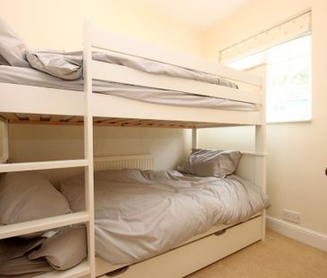 3 bedroom detached house to rent - Photo 5