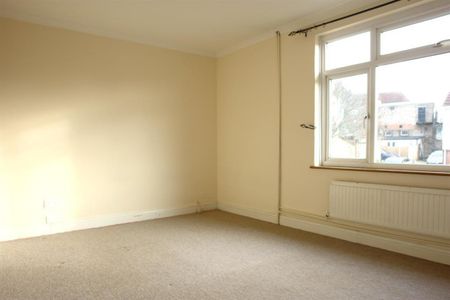 2 bedroom House To Let - Photo 3