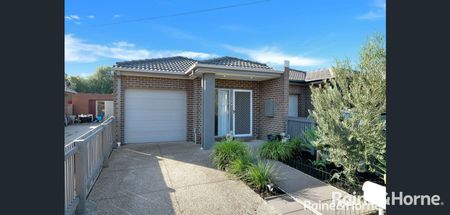 150B Mcintosh Road, Altona North, VIC 3025 - Photo 2