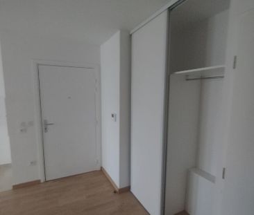 Location Appartement 3 pièces 61m² - Photo 4