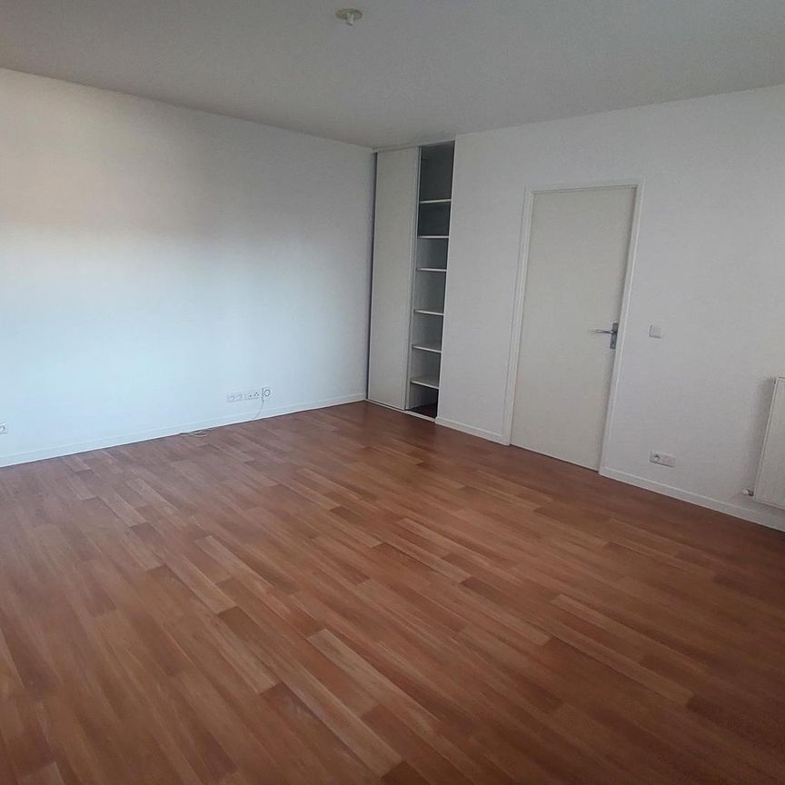 location Appartement T2 DE 50.95m² À AUBERVILLIERS - Photo 1