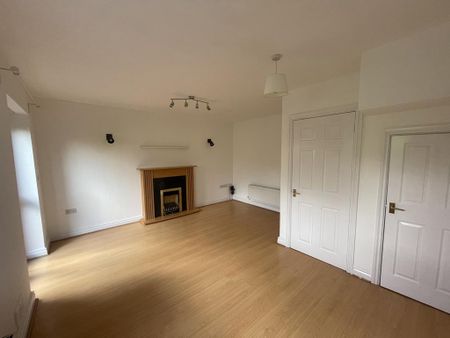 3 bedroom terraced house to rent - Photo 3