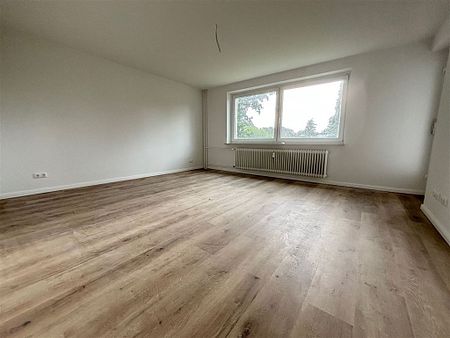 Modernisierte/renovierte 4- Zimmer-Wohnung mit Balkon in Neumünster-Brachenfeld! - Foto 4