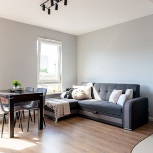 Dwa pokoje, klimatyzacja 41.87 m² - Фото 3