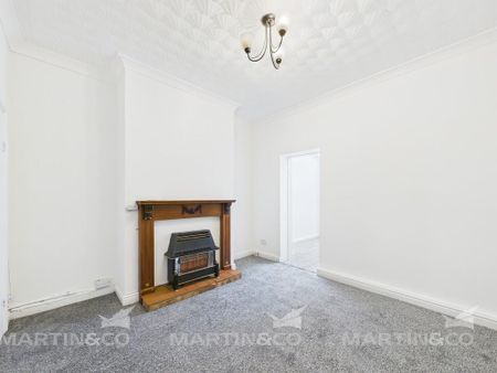 2 bedroom terraced house to rent - Photo 2