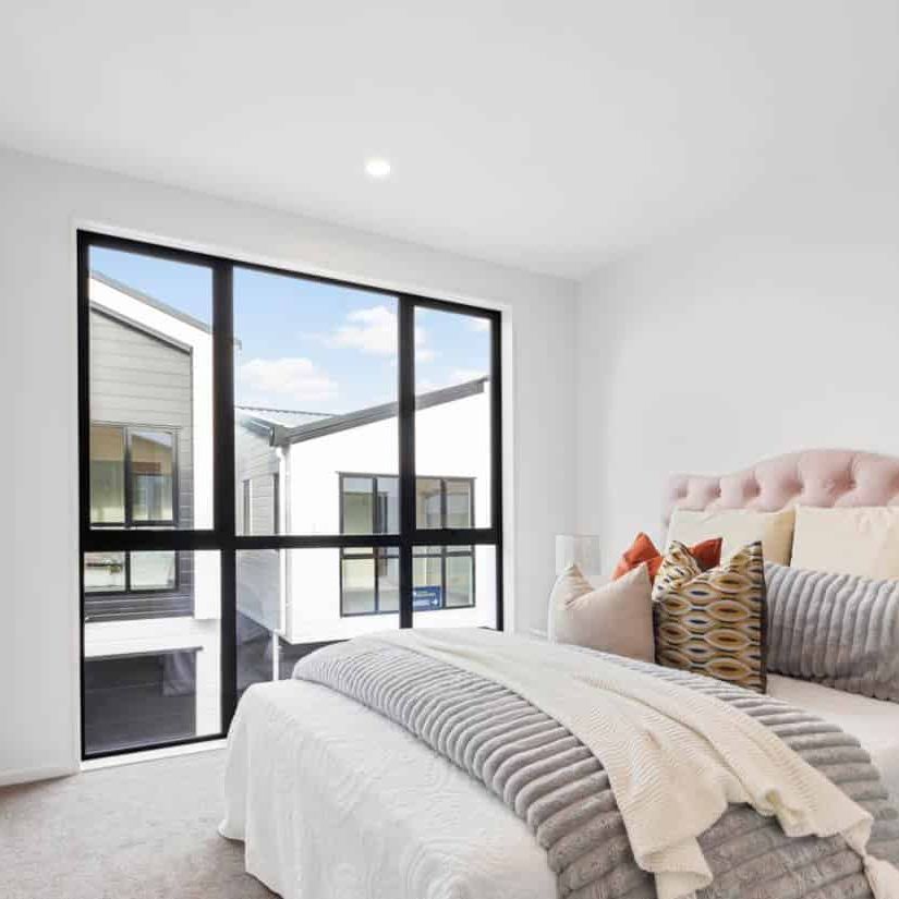 BE PREPARED TO FALL IN LOVE - TE ATATU PENINSULA - Photo 1