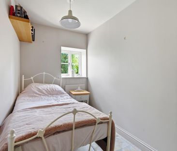 5 bedroom semi-detached house to rent - Photo 6