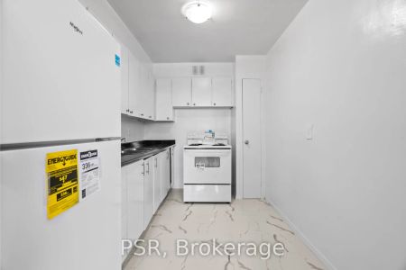 100 Rowena Drive #914 - Photo 2