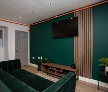 North Parade - Photo 4