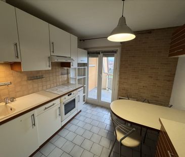 Location Appartement 3 pièces 70m² - Photo 2