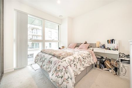 Pegler Square, Kidbrooke Village, London, SE3 9GL - Photo 5