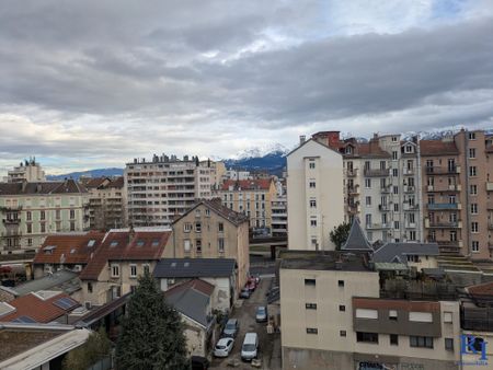 Location Appartement 2 pièces 52m² GRENOBLE 38000 - Photo 3