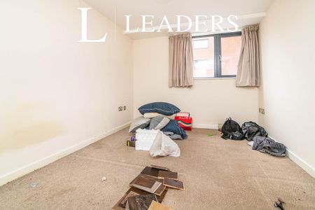 2 bedroom flat to rent - Photo 3