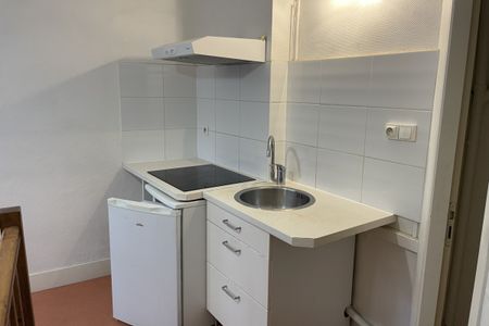 ST ETIENNE - Photo 3