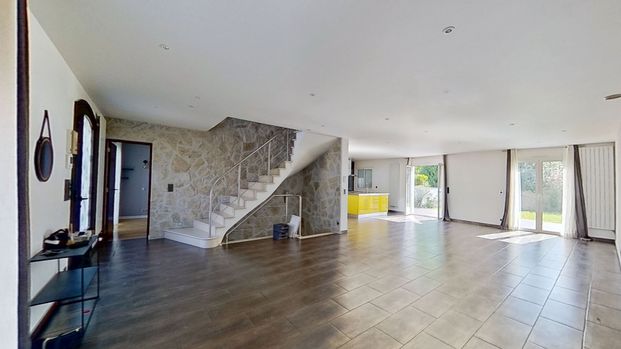 Location Maison 5 pièces 139m² - Photo 1