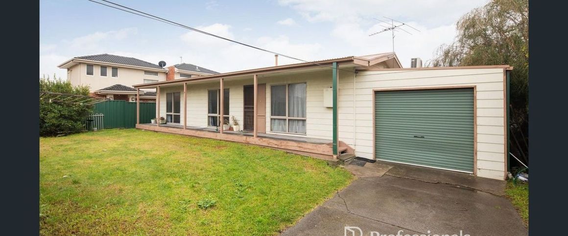 Stylish 3-Bedroom Residential Unit in Springvale - Photo 1