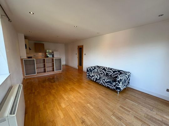 Henke Court, Cardiff, Atlantic Wharf - Photo 1