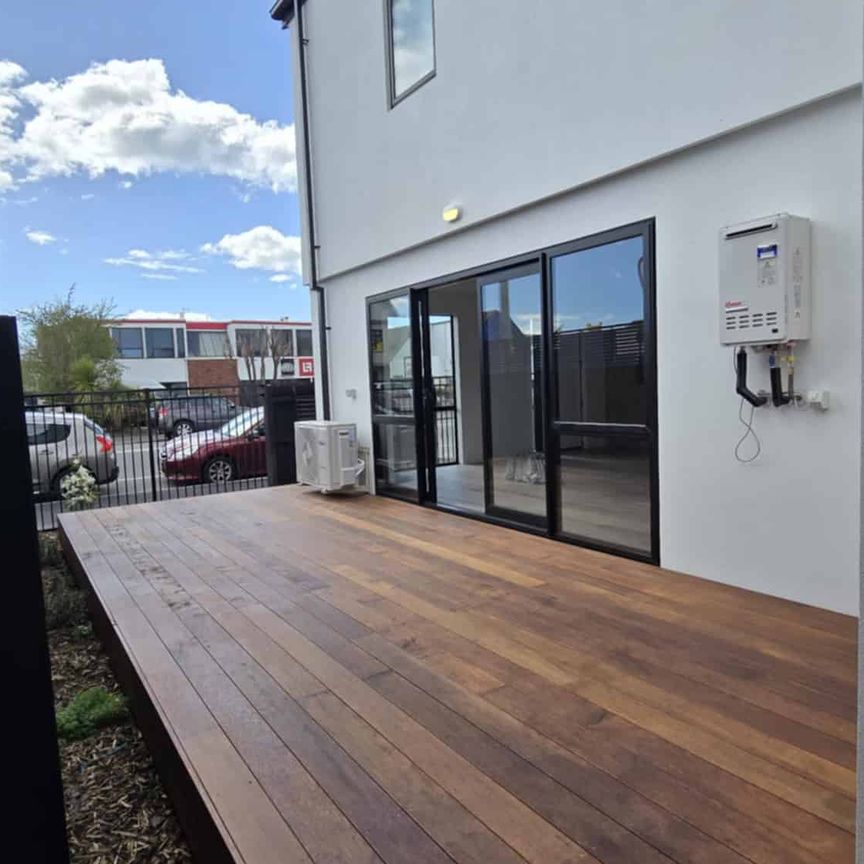 Brand New Townhouse - Photo 1