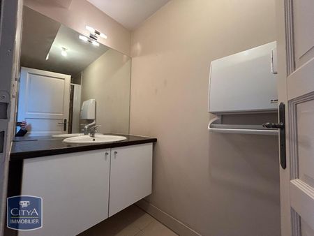 Location Appartement 2 pièces 44m² MARSAC SUR L ISLE 24430 - Photo 5