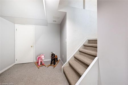 For Lease - 8 Buss Court, Thorold, Ontario - Photo 5