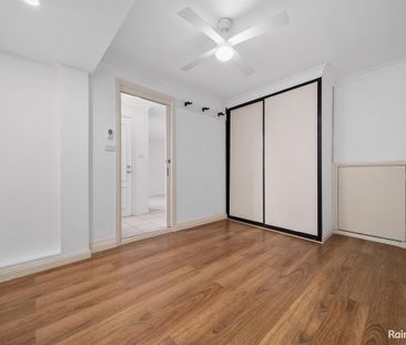 Versatile Family Home in a Prime Location - Photo 3