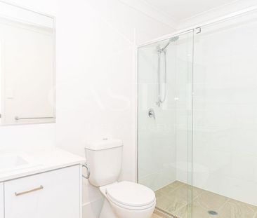 Modern One Bedroom Duplex - Photo 6