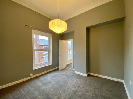 Updated and Refurbished Duplex Flat to Rent in Great Yarmouth - Photo 3