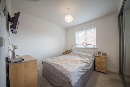 3 bedroom detached house to rent - Photo 2