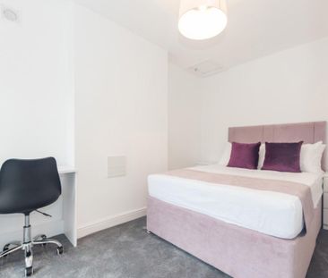 3 bedroom terraced house to rent - Photo 4