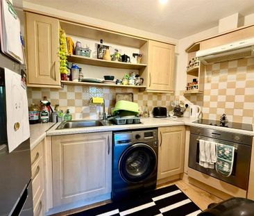 2 bedroom apartment to rent - Photo 3