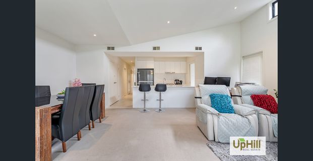 Spacious Family Home with Modern Comforts in Prime Berwick Location - Photo 1