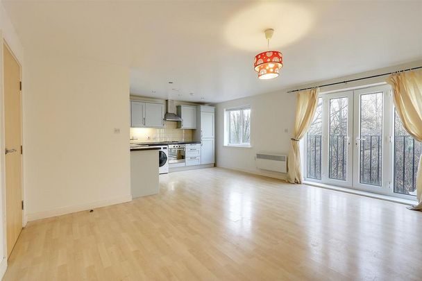 2 bedroom apartment to rent - Photo 1