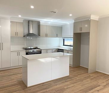 28 Ross Crescent, Heathmont - Photo 4
