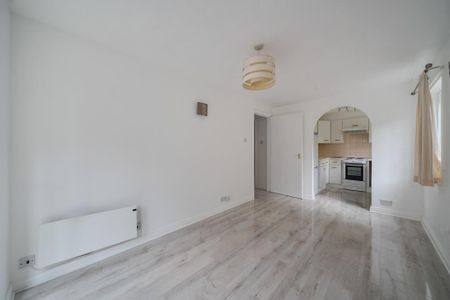 1 bedroom apartment to rent - Photo 2