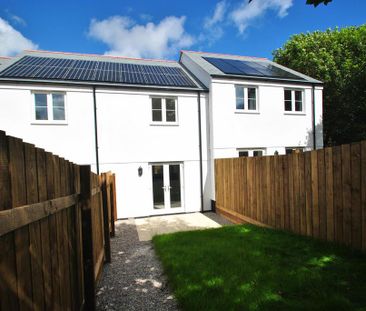 2 bedroom terraced house to rent - Photo 3