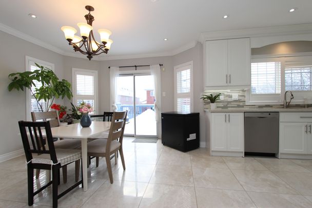 For Lease - 2 Delisle Street, Richmond Hill, Ontario - Photo 1