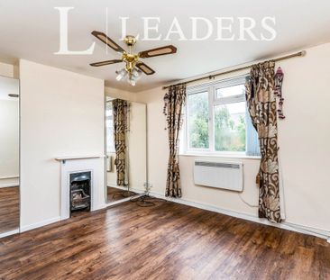 3 bedroom house to rent Adelaide Place, Fareham, PO16 - Photo 2