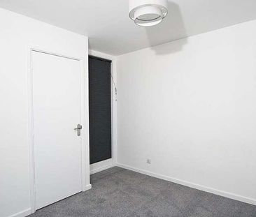 Miles End, Aylesbury, HP21 - Photo 4