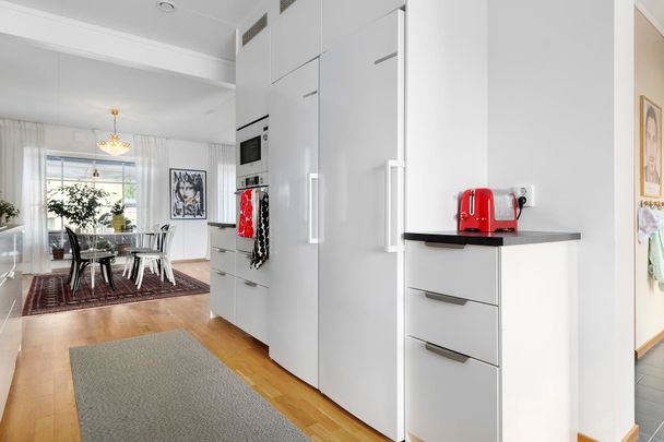 Stadsängsgatan, Sigtuna - Photo 1