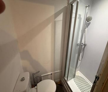 Studio to rent - Photo 6