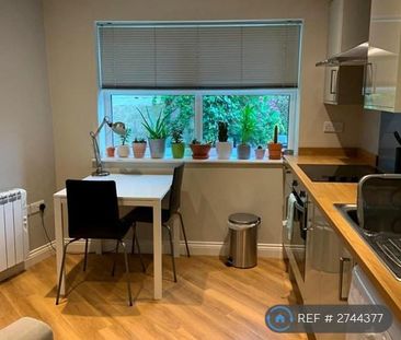 1 bedroom detached house to rent - Photo 5