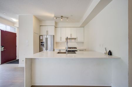 For Lease - 4010 Parkside Village Drive Unit# 6, Mississauga, Ontario - Photo 2