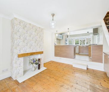 3 bedroom semi-detached house to rent - Photo 1