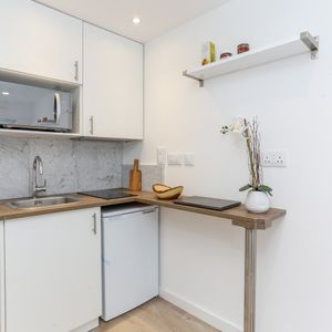 Room in a Shared Flat, Old Oak Common Lane, W3 - Photo 3