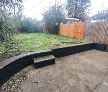 Room in a Shared House, Palmers Road, N11 - Photo 3