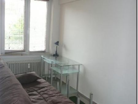 WOLUWE ST. LAMBERT : APPARTEMENT MEUBLE 2 CHAMBRES - Woluwé-saint-lambert - Foto 3