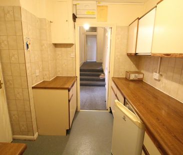 5 bedroom flat to rent - Photo 6