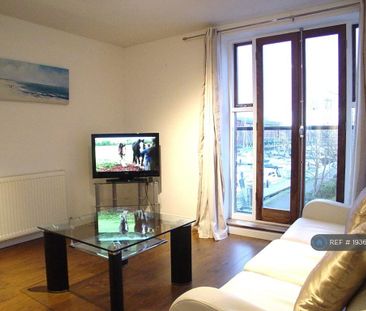 1 bedroom flat to rent - Photo 2