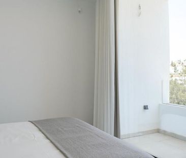 5 bedroom luxury Villa for rent in Benahavís, Andalusia - Photo 4