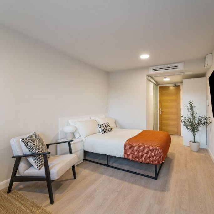 Studio to rent - Photo 1